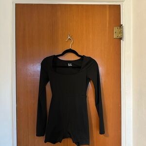 Black Long Sleeve Women's Top
